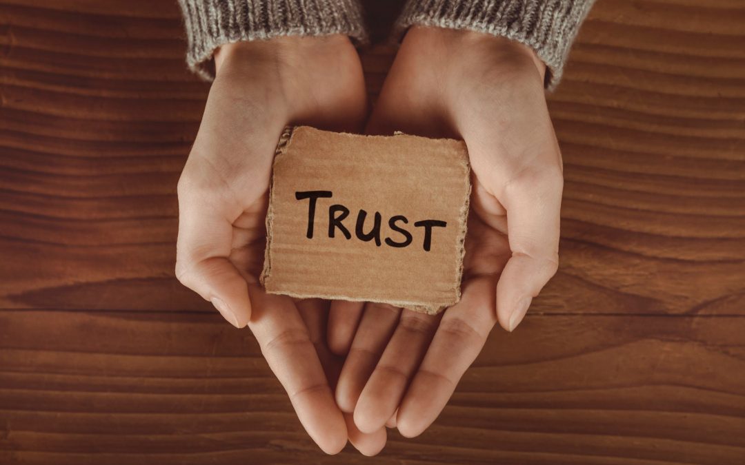 How Experienced Agents Progress Toward a Hiring Decision