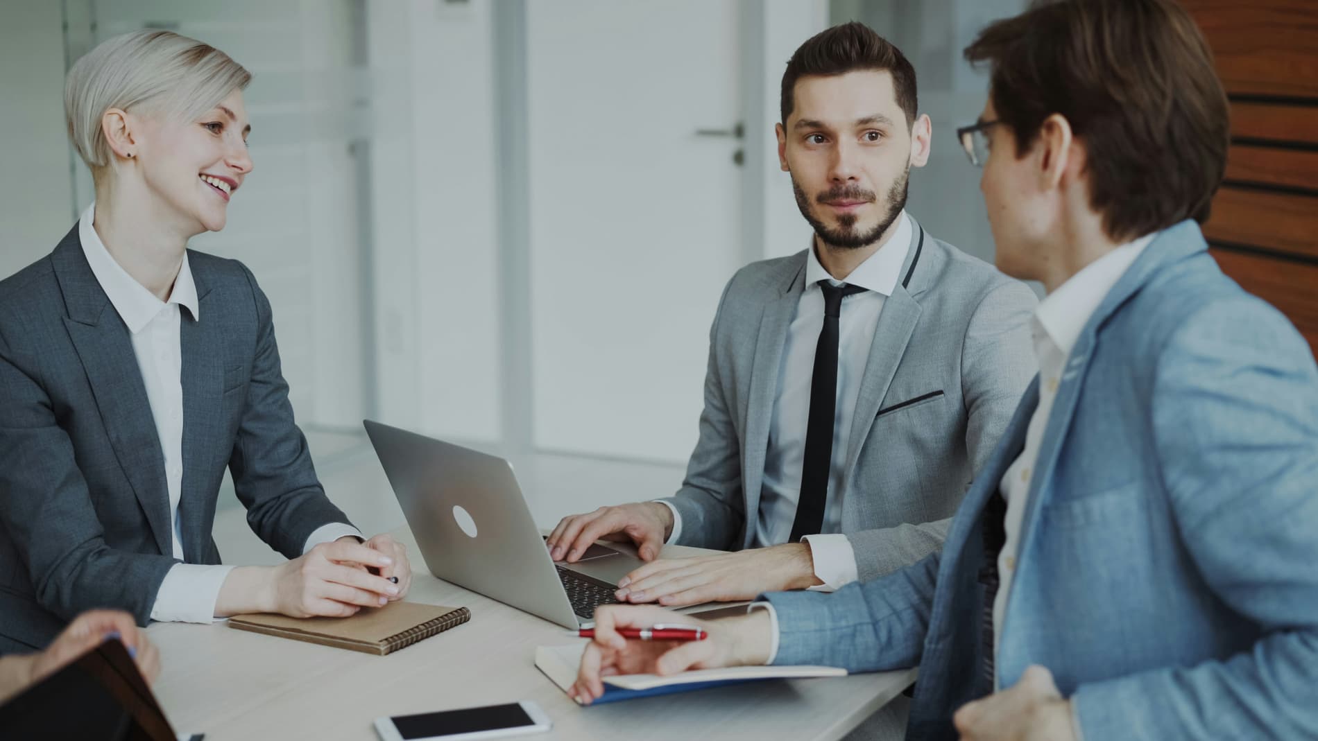 The Complete Guide to Recruiting Experienced Real Estate Agents